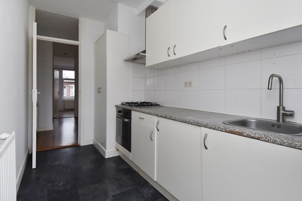 Medium property photo - Isingstraat 42, 2522 KA Den Haag